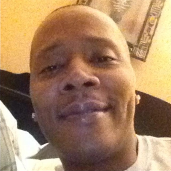 Meet your Posher, Clarence - Picture 1 of 1